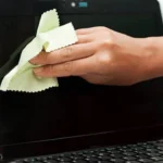 How to clean Laptop Screen